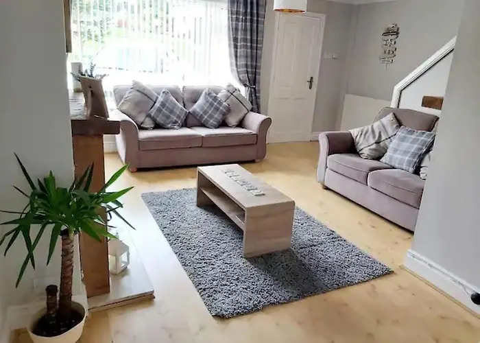 Croeso; Cosy And Ideally Located For Mountains And Beaches