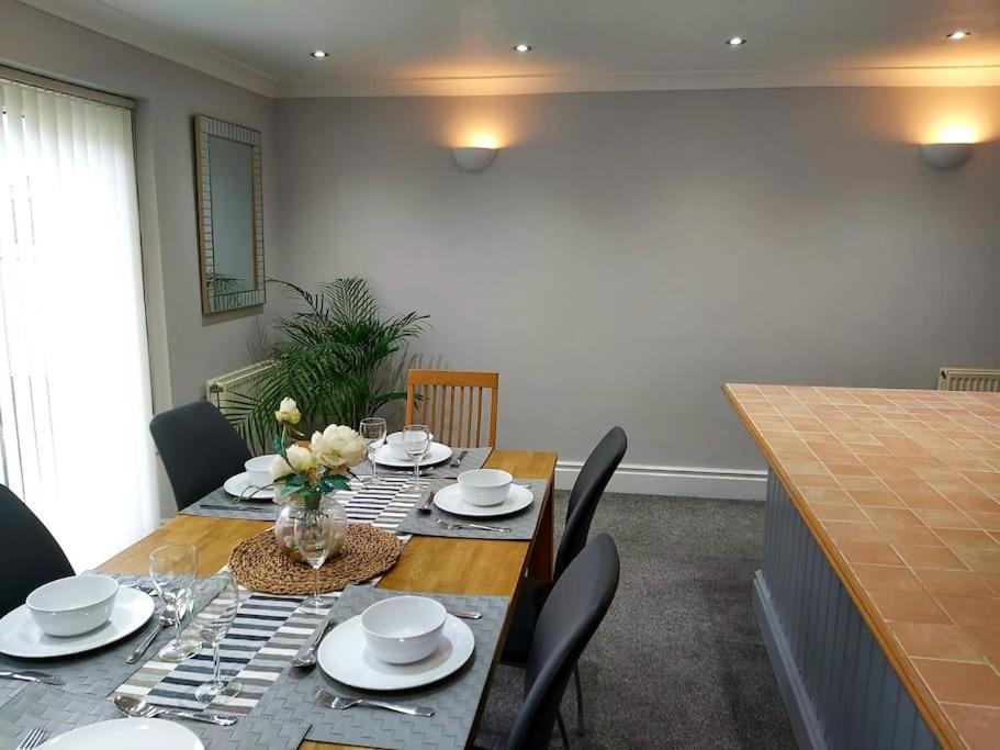 Holiday home Croeso; Cosy And Ideally Located For Mountains And Beaches